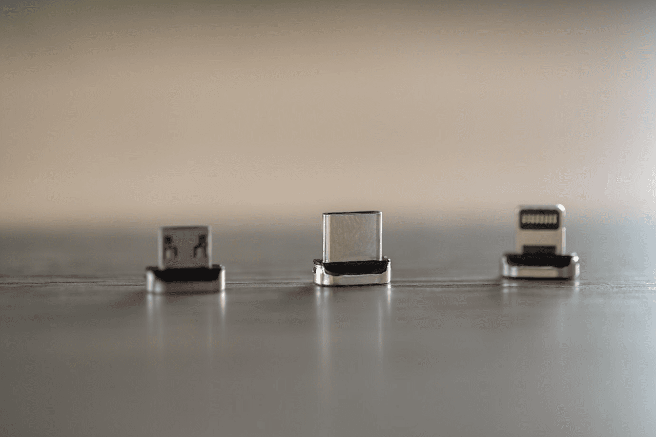 perbedaan-usb-a-dan-usb-c